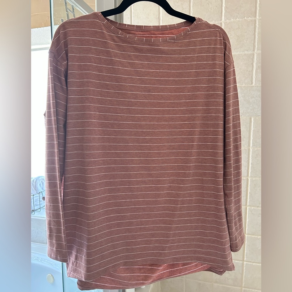 Lululemon Back In Action Long Sleeve Top